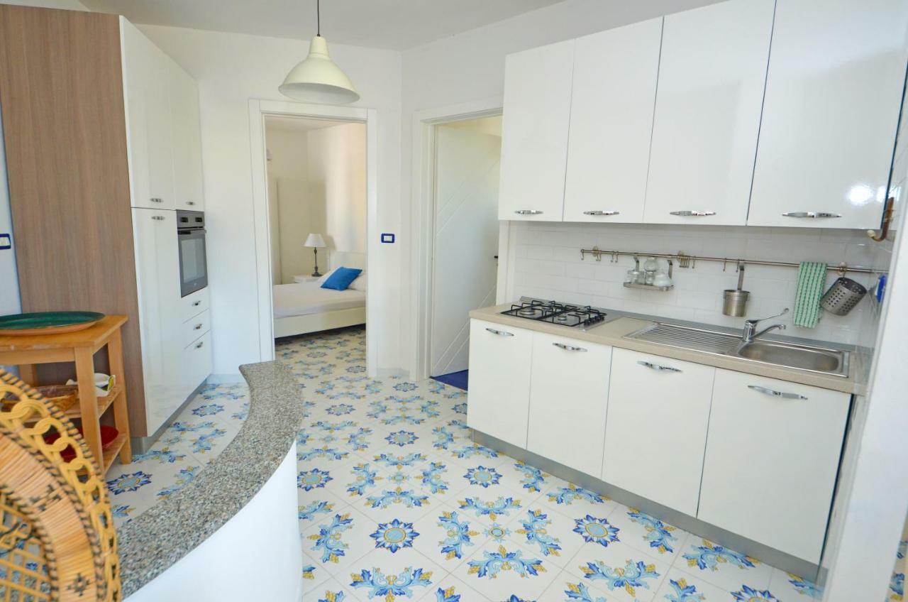 Patù Casa Baia Tramontoヴィラ エクステリア 写真