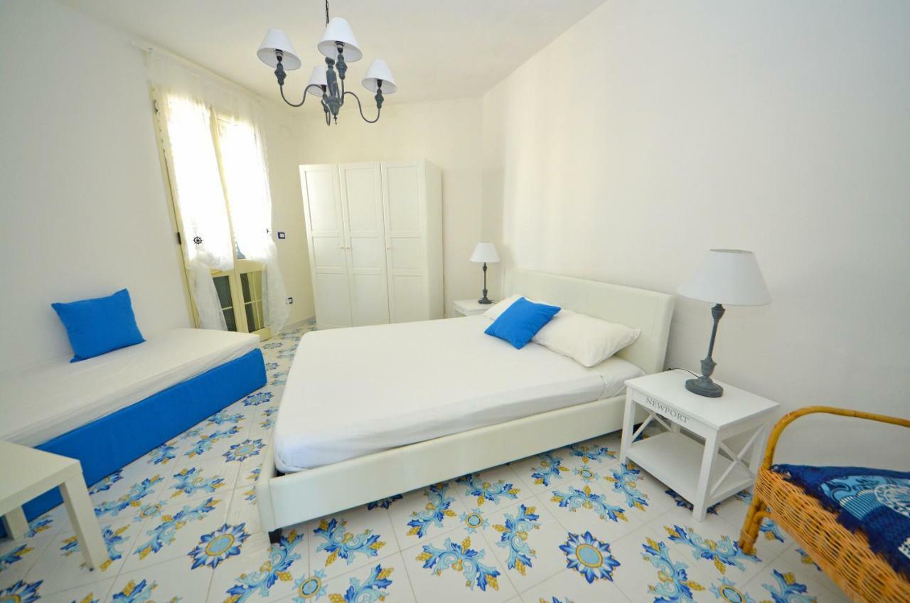 Patù Casa Baia Tramontoヴィラ エクステリア 写真